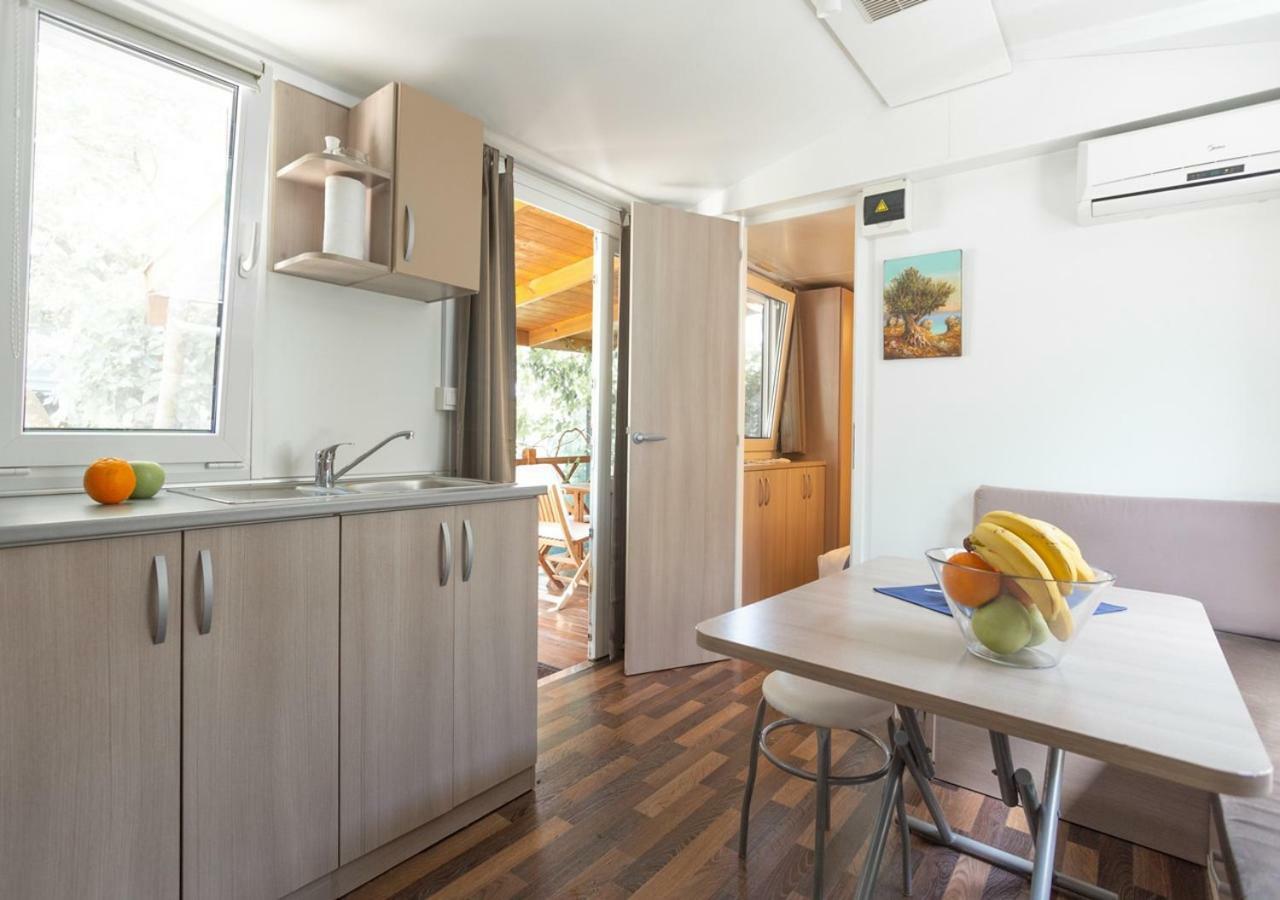 Krk Mobile Homes Klimno Luaran gambar