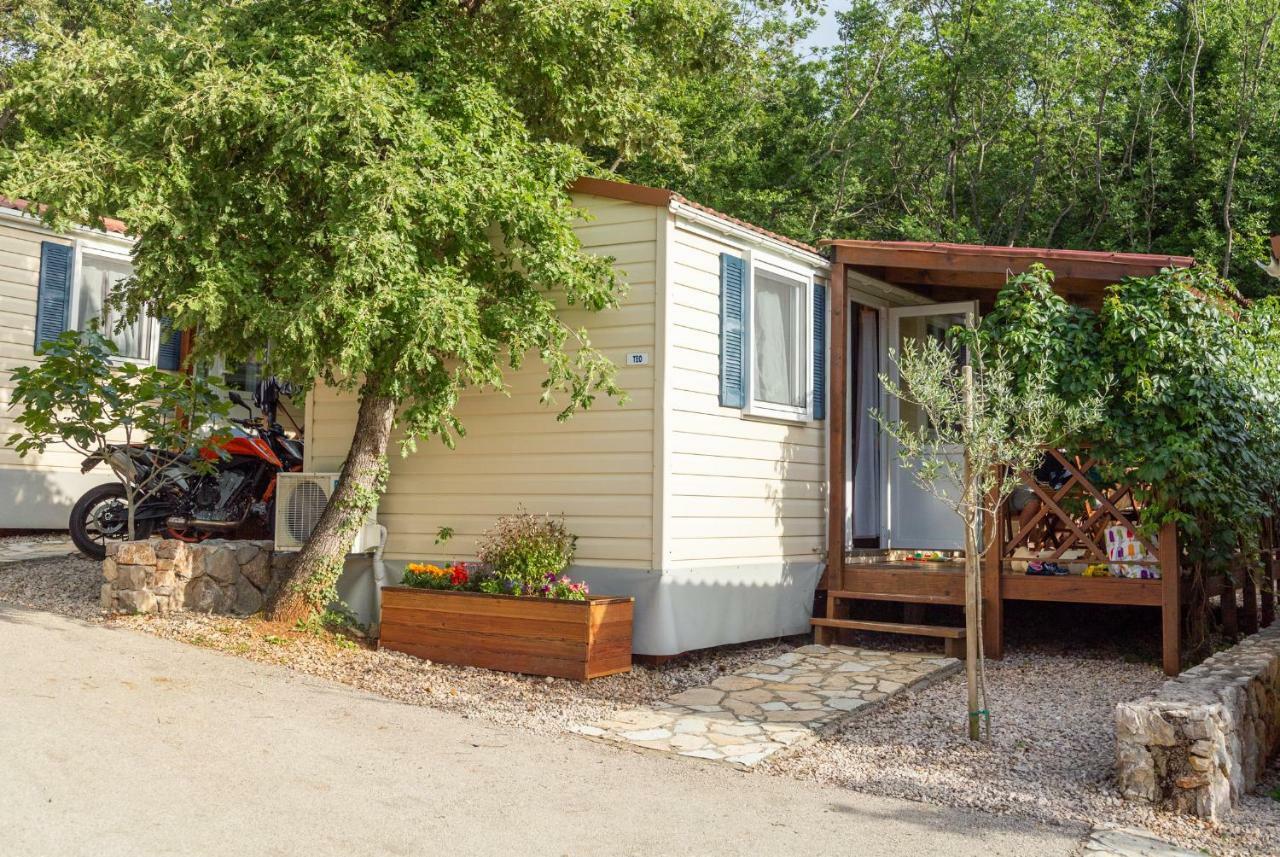 Krk Mobile Homes Klimno Luaran gambar