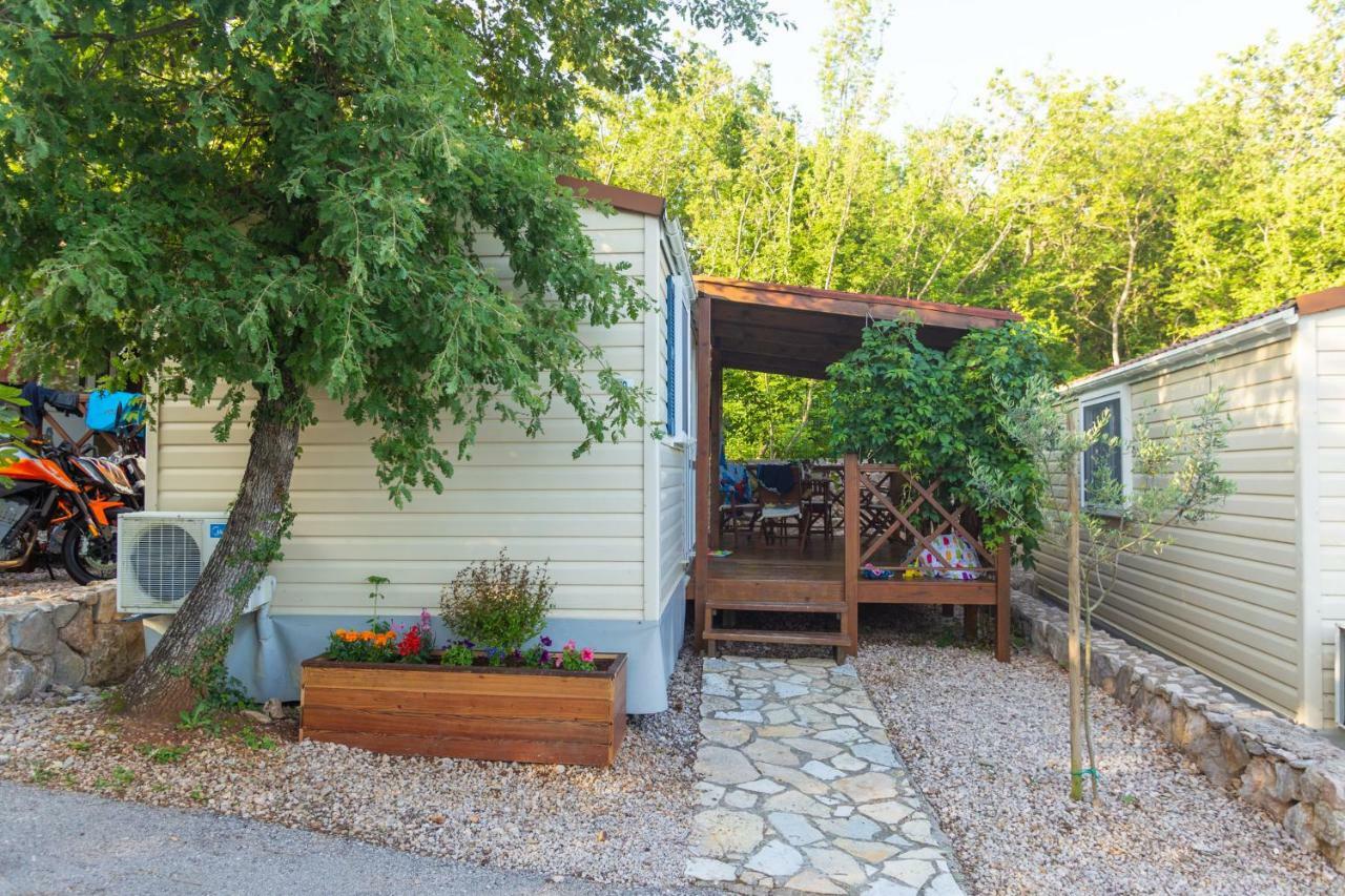 Krk Mobile Homes Klimno Luaran gambar